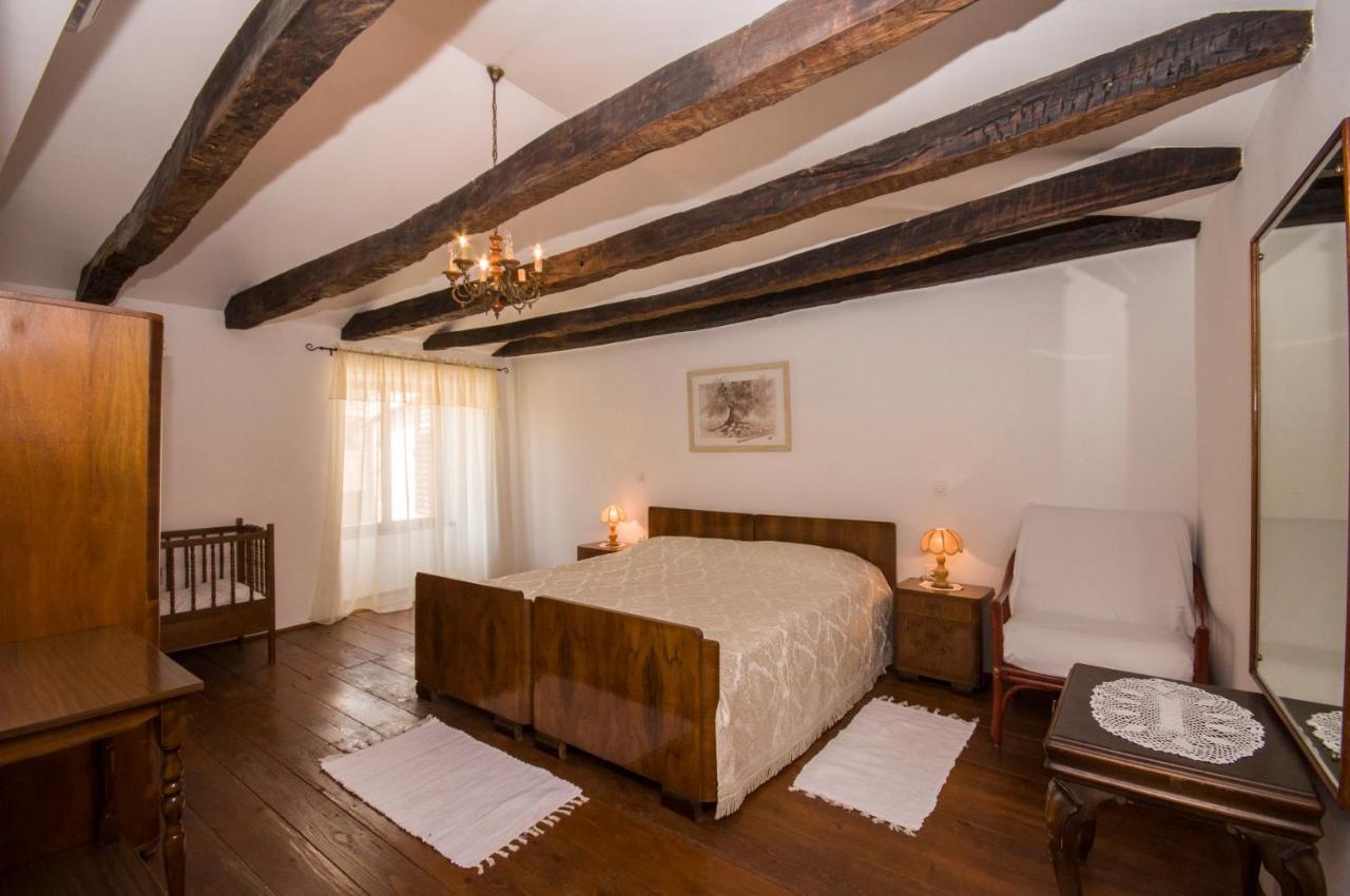 Holiday Home Trostova Kuca Pazin Zewnętrze zdjęcie